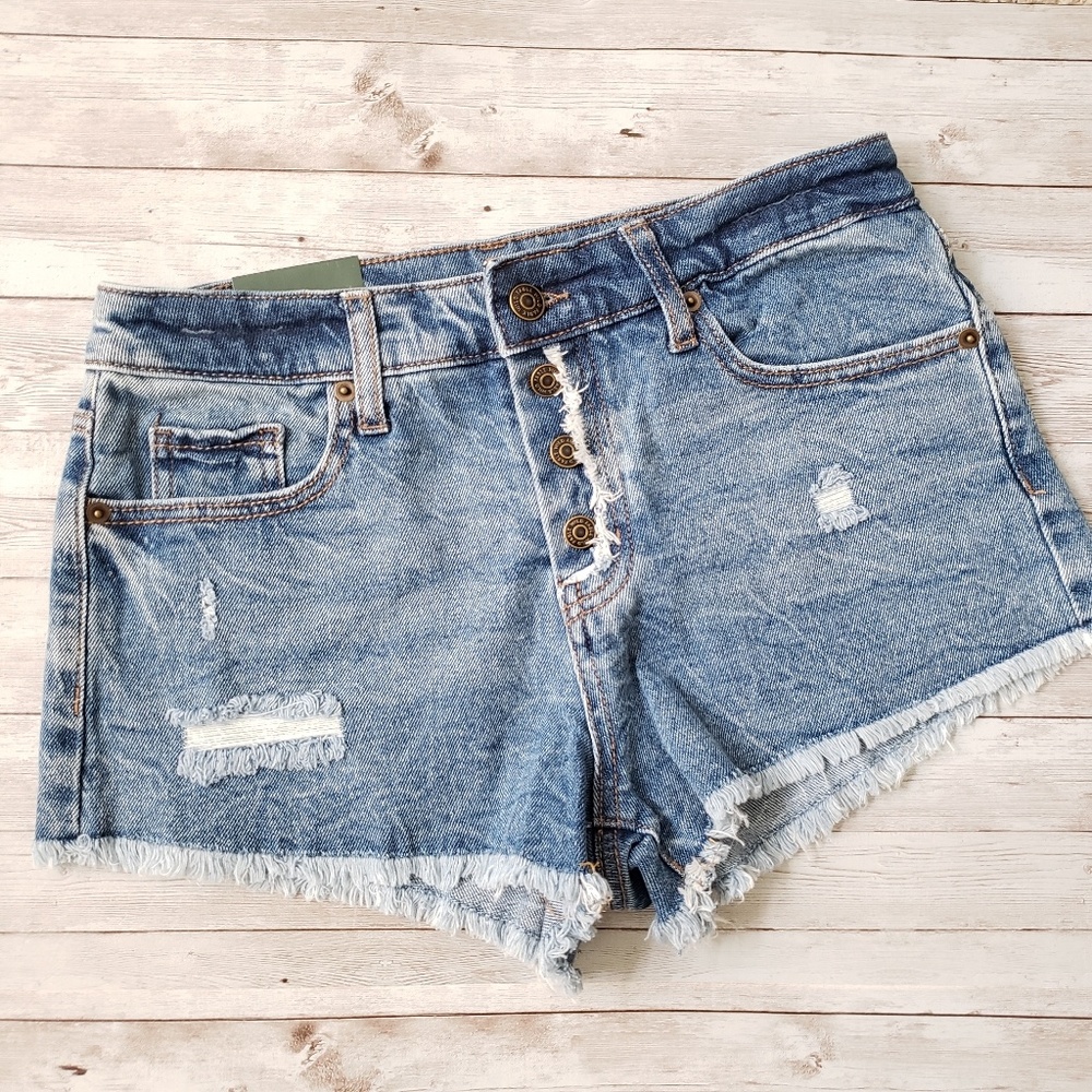 NWT Wild fable high-Rise buttonfly denim shorts